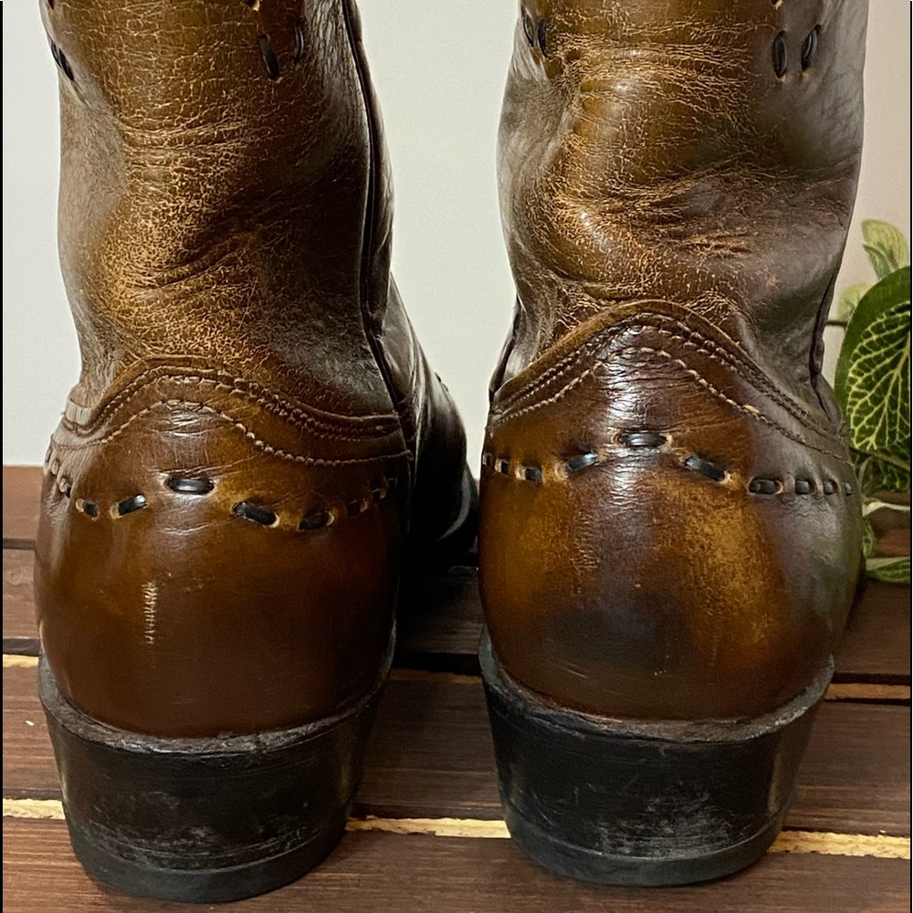 Unique Vintage Brown Threaded Wrangler Boot - Picture 6 of 13